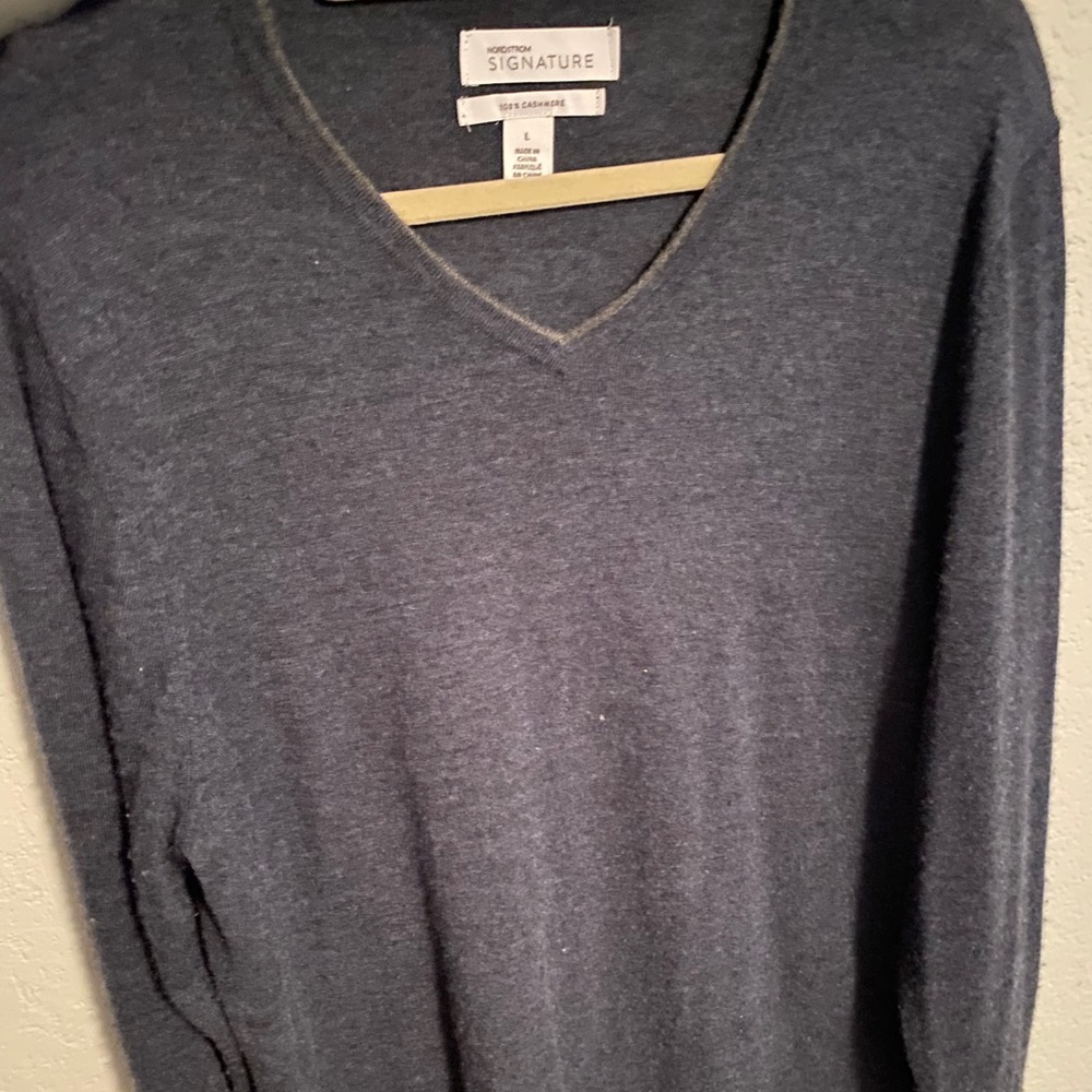 Nordstrom 100% cashmere sweater